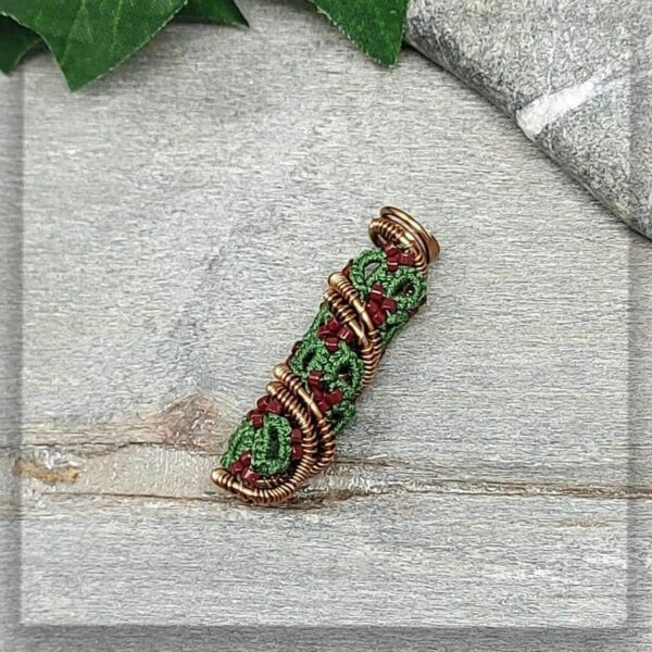 dreadschmuck dreadspirale dreadperle antikbronze grün bordeaux rot weinrot naturfarben spirale haarschmuck dreadlock schmuck