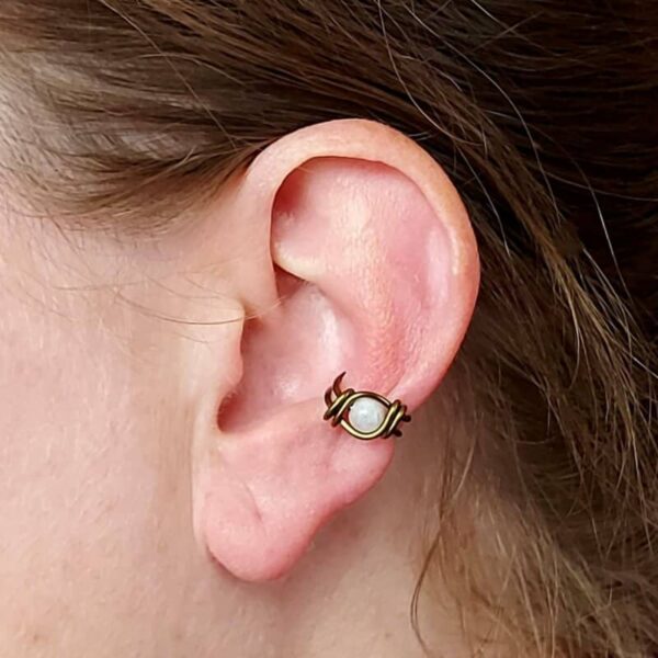Ear Cuff Ohrklemme klein antikbronze Mondstein